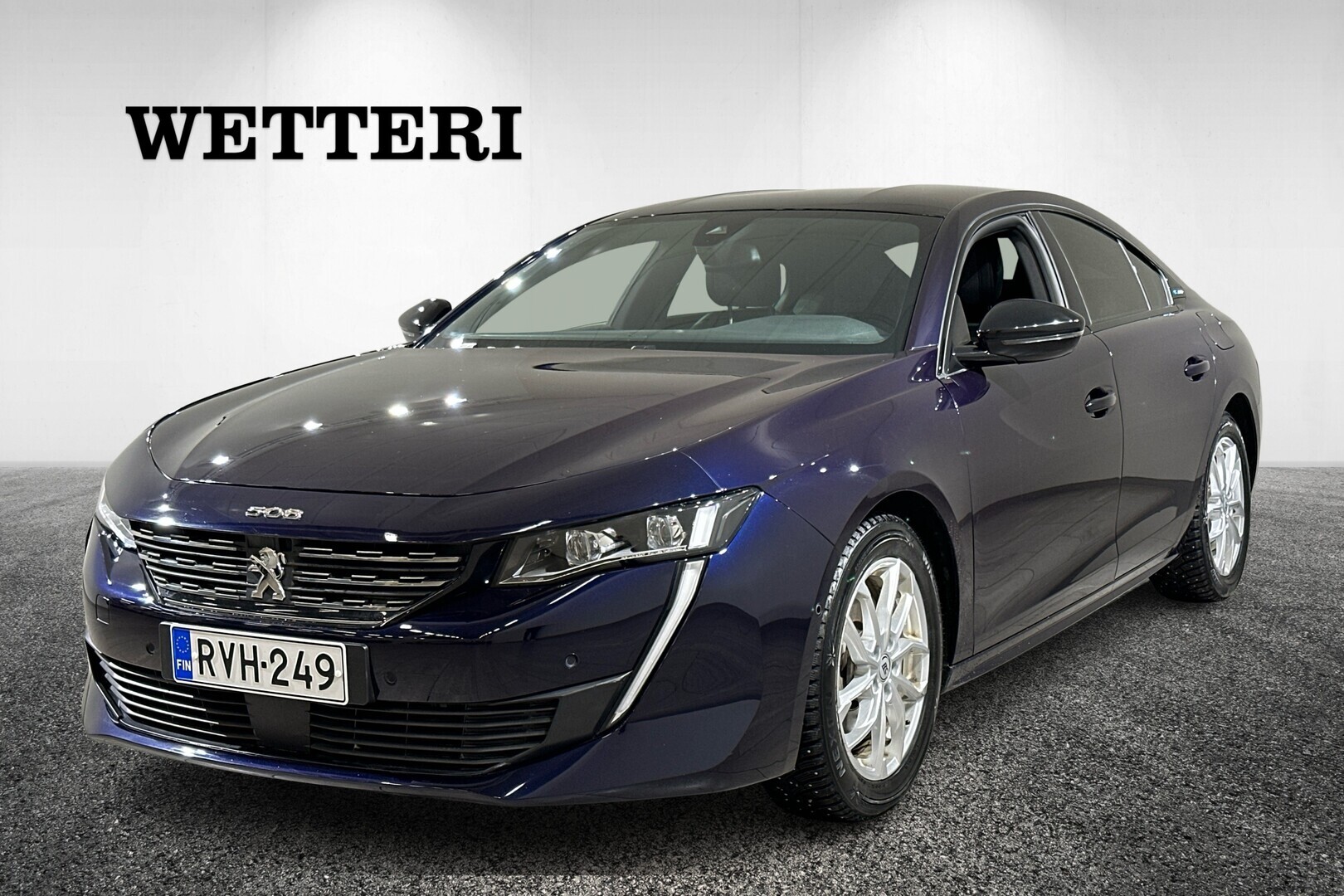 PEUGEOT 508 Allure Pack Hybrid 225 EAT8-aut / SOH 95.8% - 1-om Suomiauto / Koukku / Mukautuva vakionopeudensäädin / Full LED / Peruutuskamera / Pysäköintiavustin / Lisälämmitin / Katveavustin