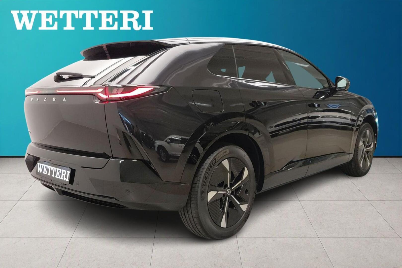 Mazda CX-6e 78 kWh Takumi Black 2026, kuva 2/3