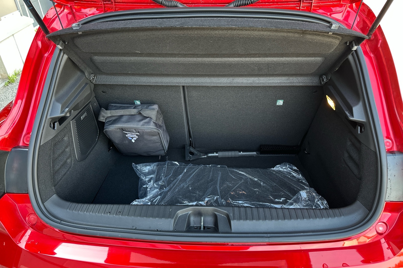 Mitsubishi Colt 1.6 HEV Instyle AT 2024, kuva 7/27