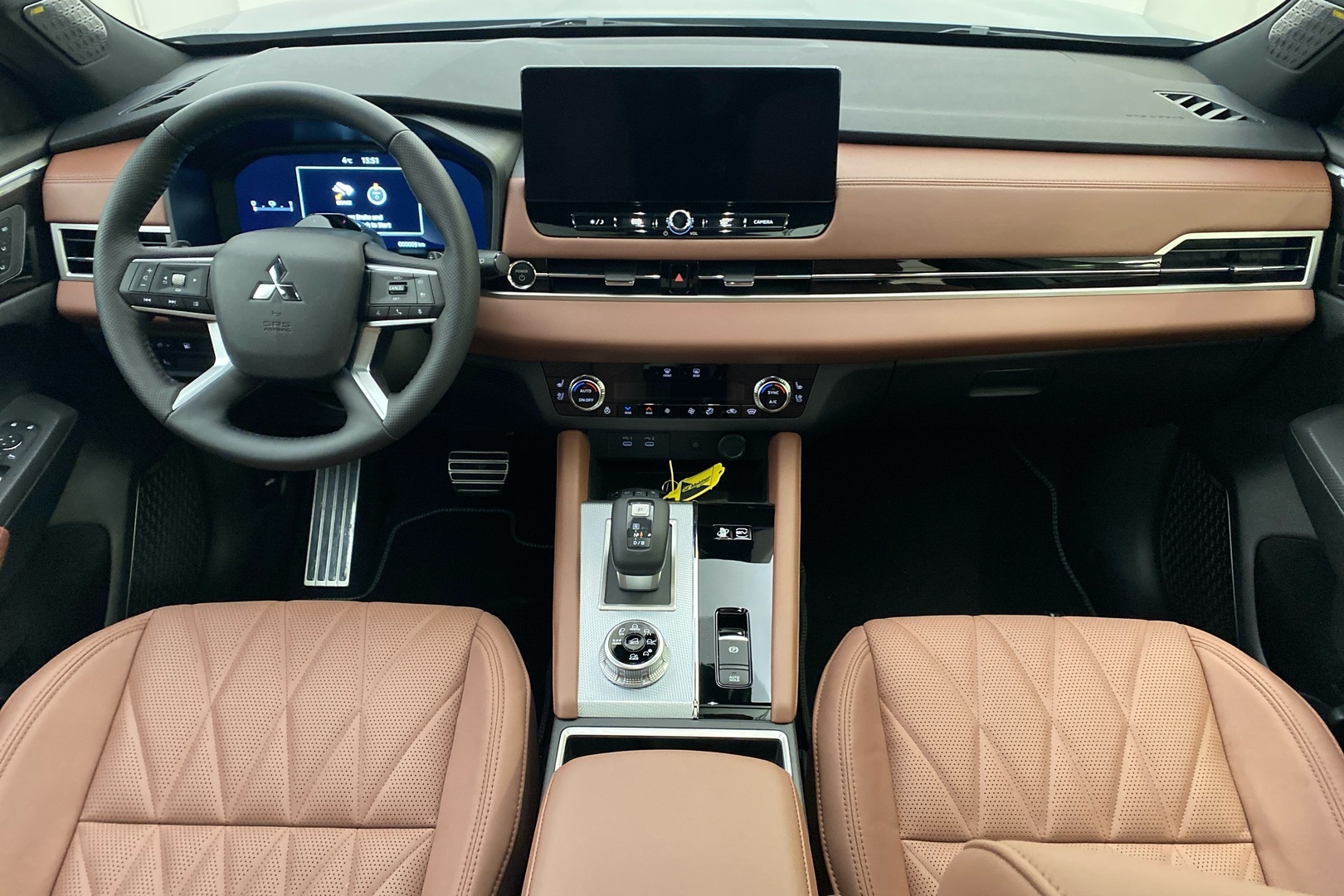 Mitsubishi Outlander 2025, photo 6/19