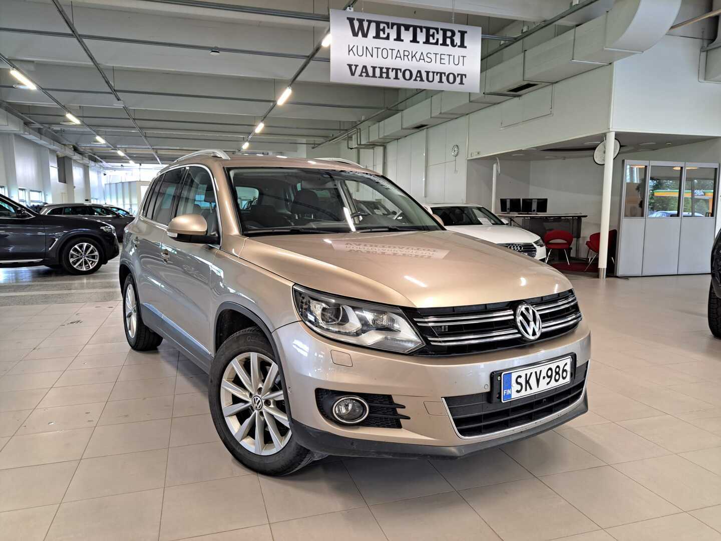 VOLKSWAGEN Tiguan Sport & Style 2,0 TDI 103 kW (140 hv) BlueMotion Technology 4MOTION DSG-aut***Webasto / Tutkat / Vakkari / Vetokoukku*** - ***Suomi-auto / 2-Omistajaa / Merkkihuollettu / Jakohihna vaihdettu***