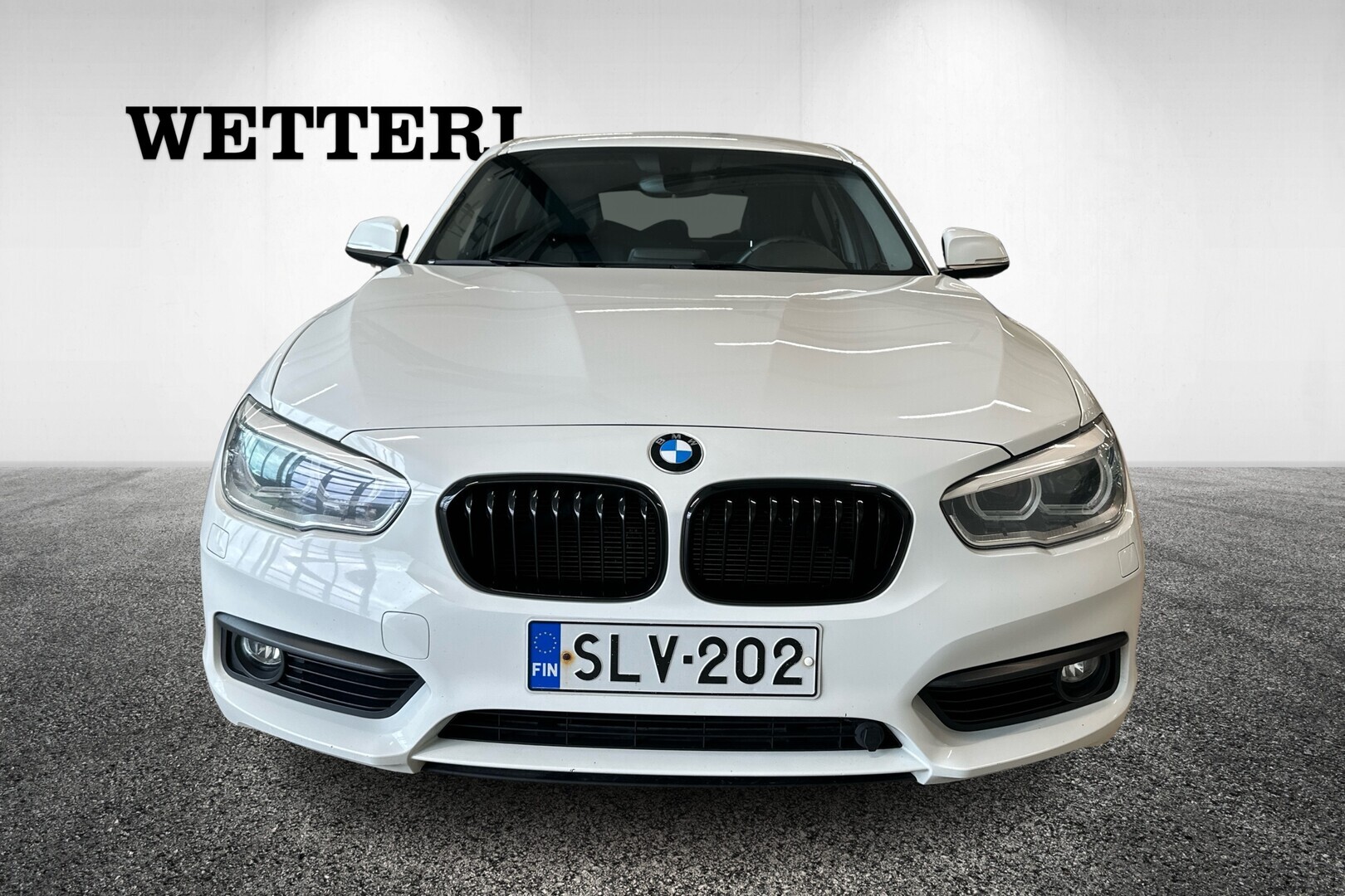 BMW 120 F20 Hatchback 120i A Business 2015, kuva 2/16