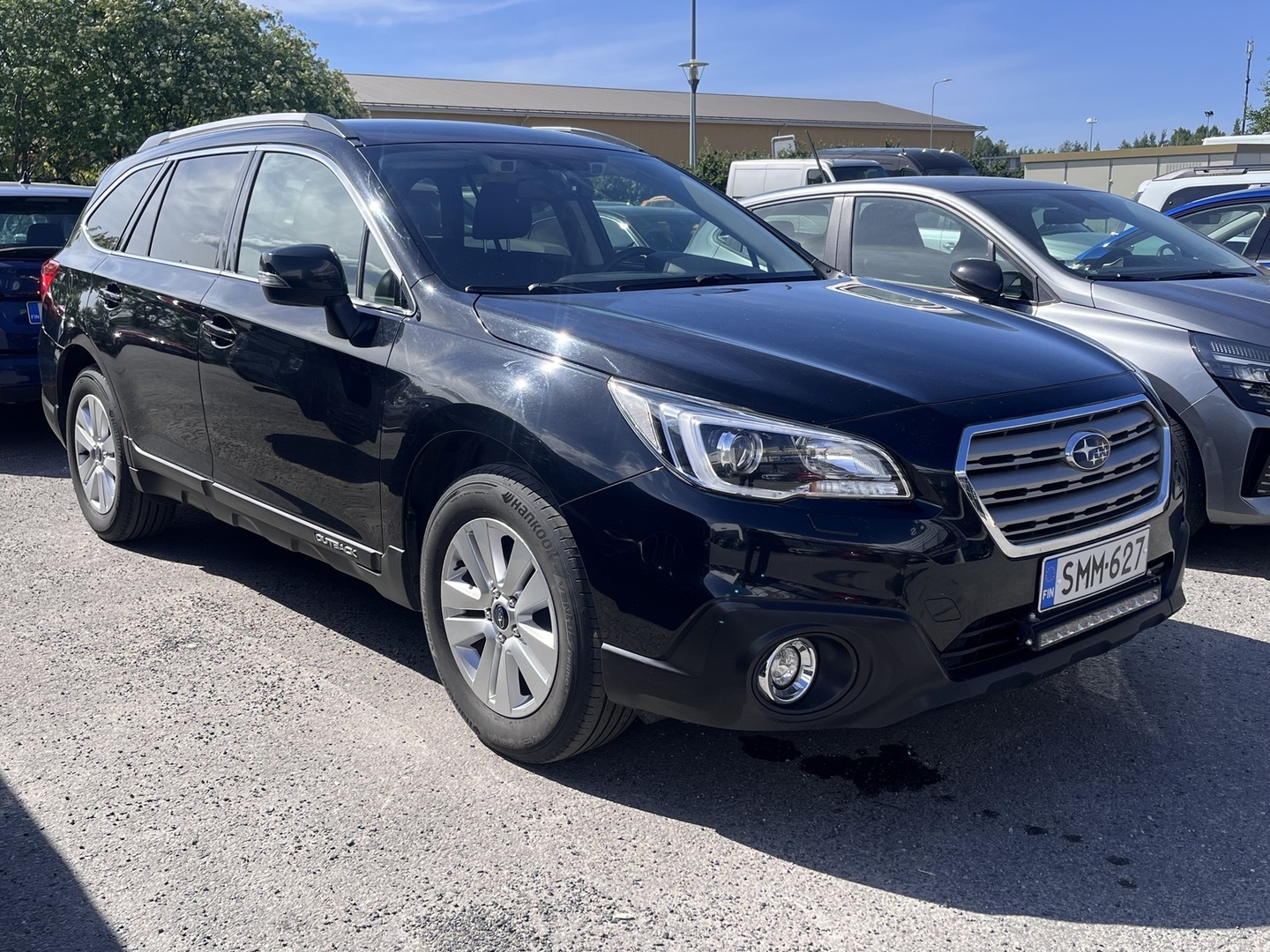 SUBARU Outback 2,5i Base CVT ** Juuri tullut / Soita Vertti Kallio 0449025570! ** - ** Juuri tullut! Pyydä tarjous jo nyt 0449025570 / Penkin sähkösäädöt / Peruutuskamera / Moottorilämmitin **
