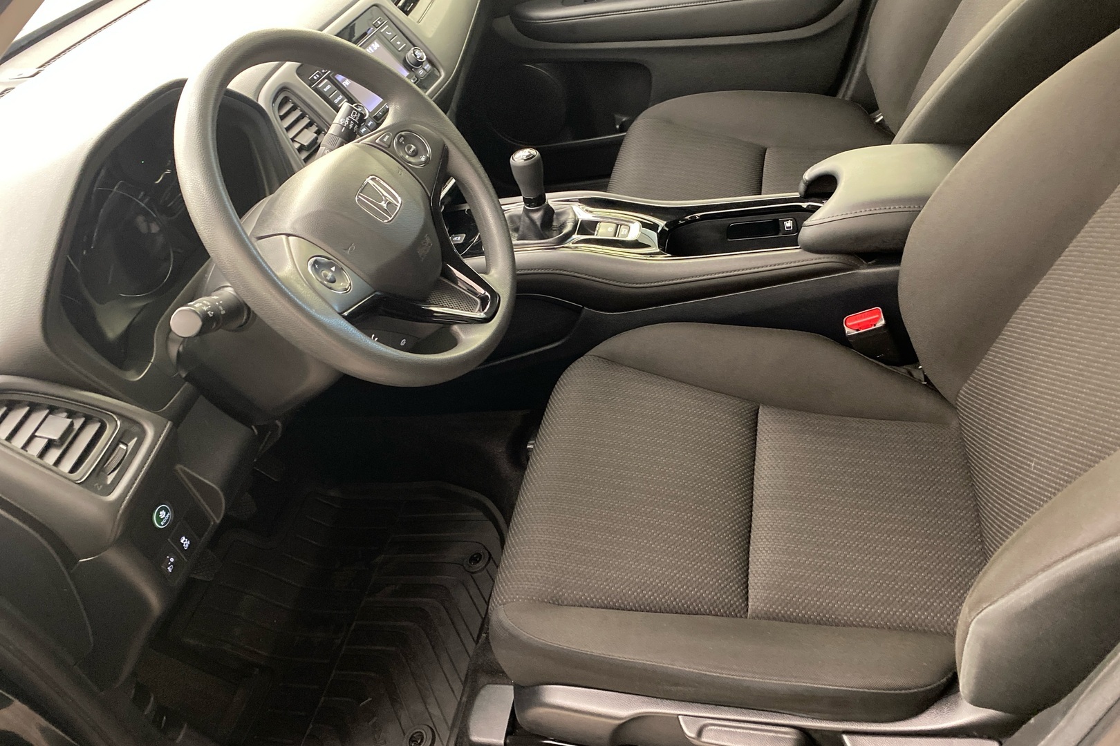 Honda HR-V 1,6D Comfort 2018, kuva 6/15