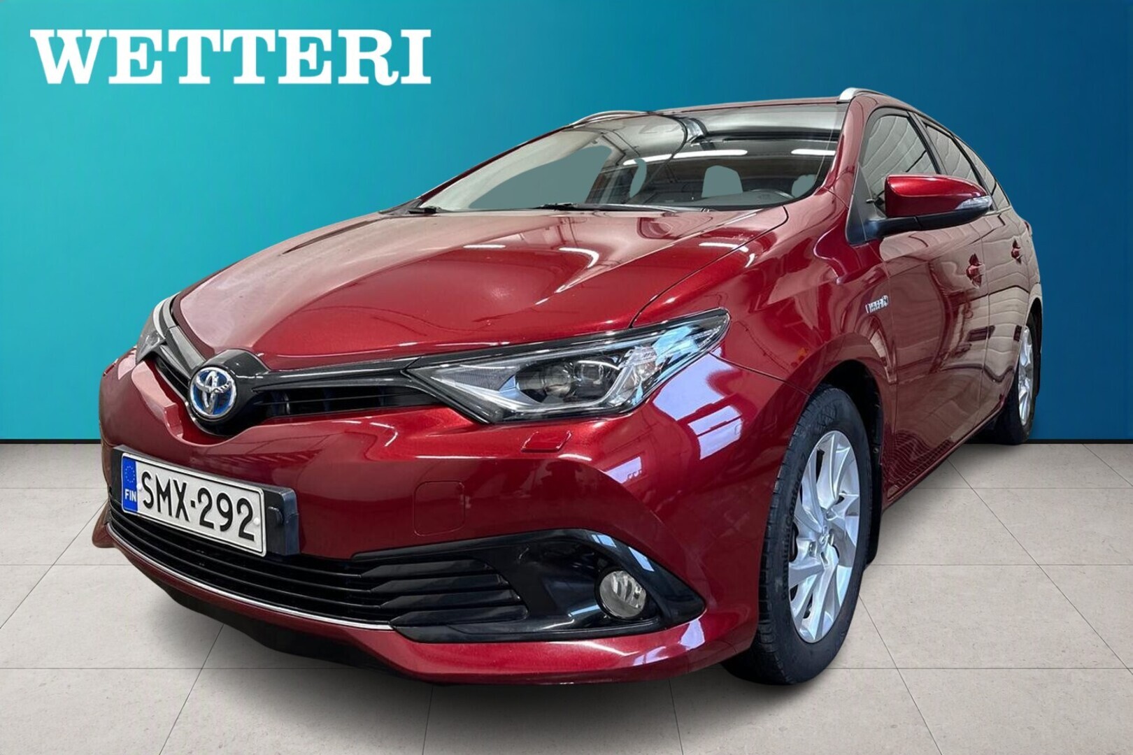 TOYOTA Auris Touring Sports 1,8 Hybrid Active Edition - ** Taloudellinen Toyota / Koukku / Kamera / Navi / Lohko+sisälämmitin **