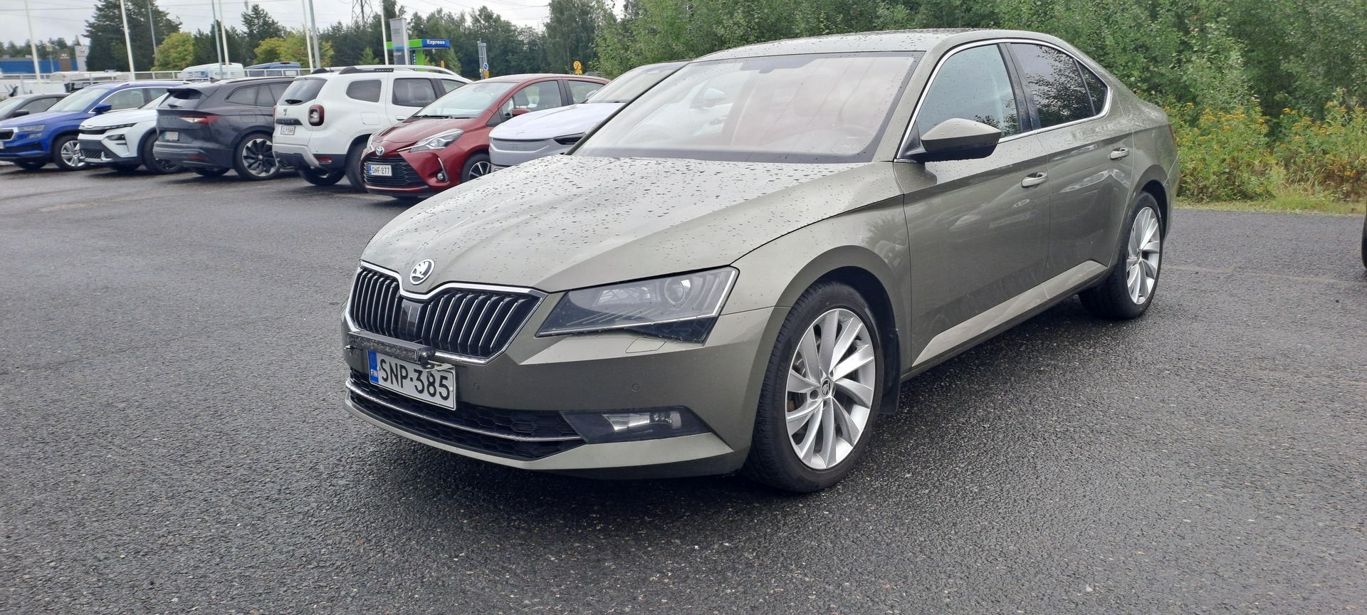 SKODA Superb 2,0 TDI 190 4x4 Ambition DSG Autom. - ** Tulossa myyntiin / kysy lisää myyjältä jari.vaikkanen@wetteri.fi / 044 4863 577 myös whatsapp **