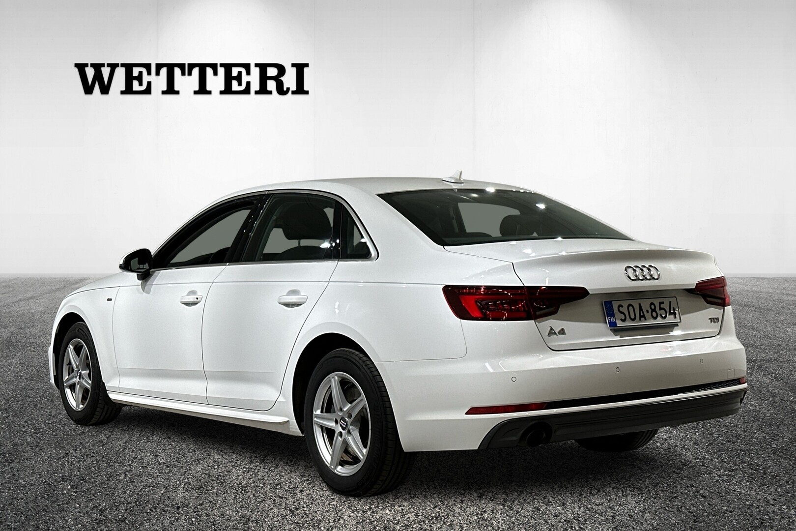 Audi A4 2018, kuva 7/28