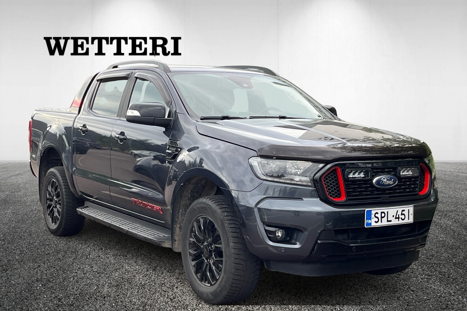 FORD Ranger Double Cab 2,0 TDCi 213 hp A10 4x4 Thunder // Webasto / Navi / Koukku / Kamera / LED / Nahat /Sähkösäätöiset istuimet // - // Näyttävä ja hoidettu yksilö //