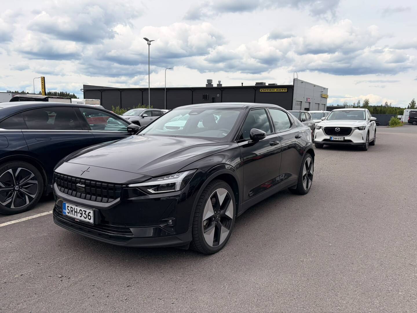POLESTAR 2 Long Range Dual Motor, 300kW, 78kWh / H/K-Audio / Carplay / Google / Navi / 	Pilot Lite / Plus-Paketti / - / Lasikatto / Lämpöpumppu / Muistipenkki / 360-Kamerat / Blis /