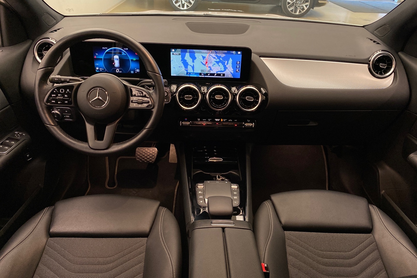 Mercedes-Benz GLA 200 d A Business 2021, kuva 7/27