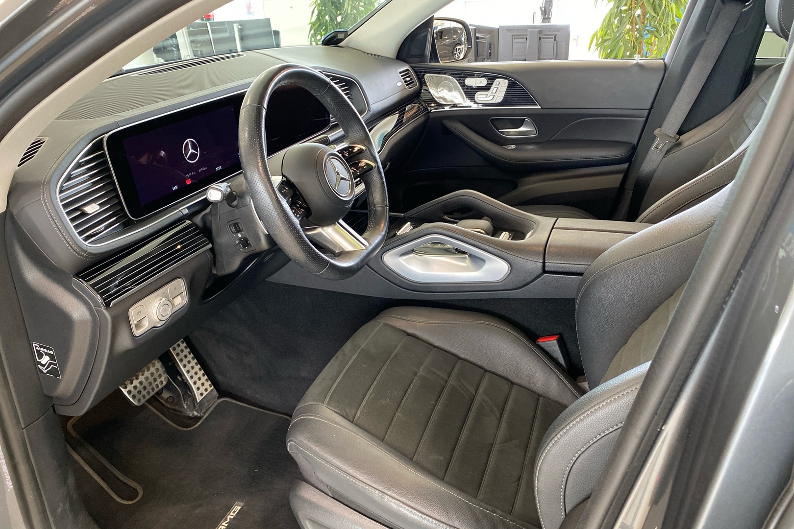 Mercedes-Benz GLE 400 e 4MATIC Coupé 2024, kuva 7/19