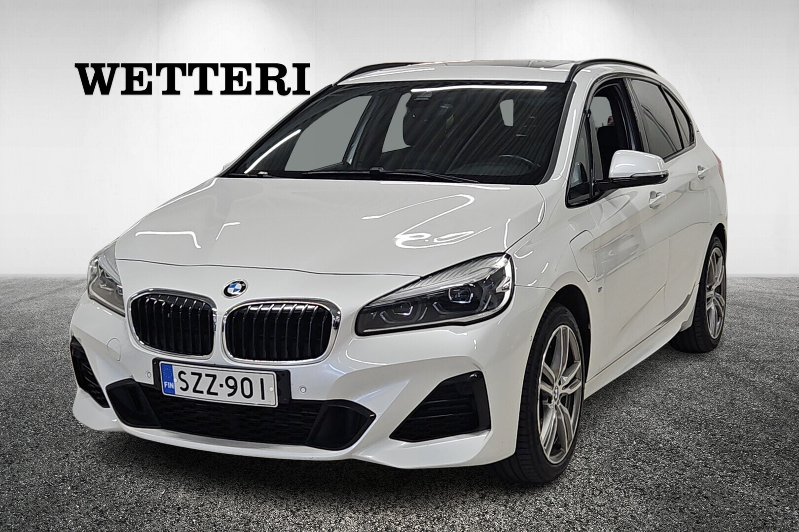 BMW 225 F45 Active Tourer 225xe A Business M Sport / Juuri tullut! / H&K / Panorama / Adapt.LED / Keyless / Kamera / SOH 79% / - / Juuri tullut! / Harman&Kardon / Panorama / Adapt.LED / Comfort Access / P.Kamera / SOH 79% /