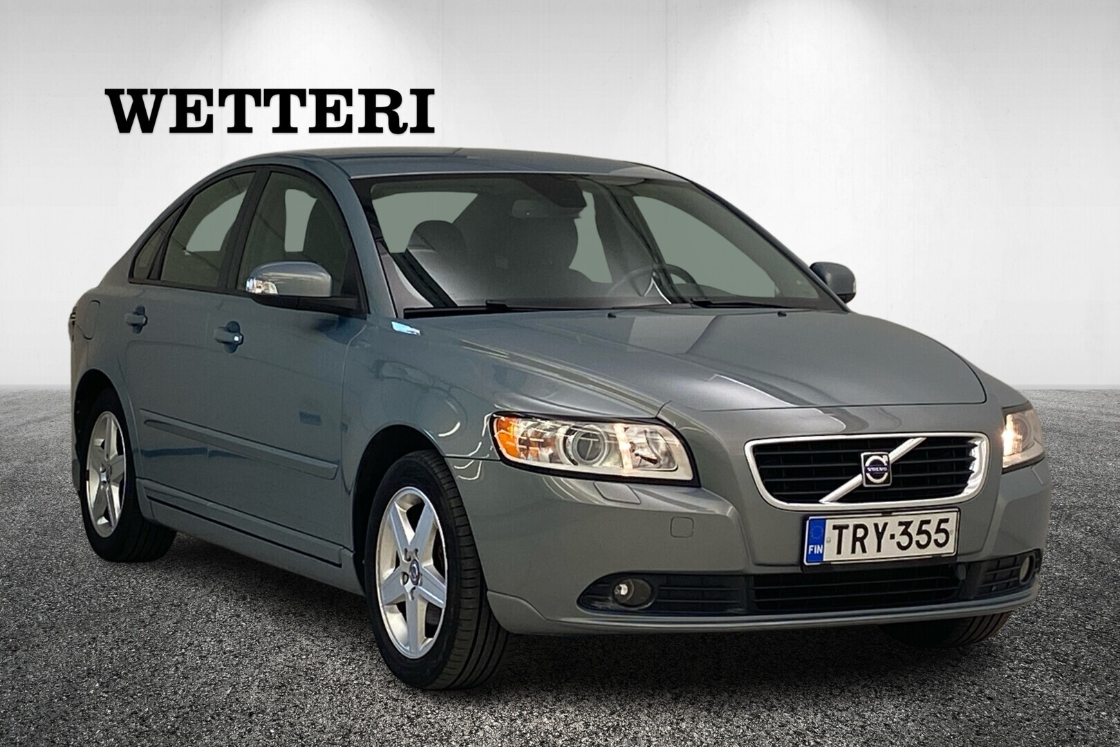 VOLVO S40 1,8 (125 hv) Momentum man / Juuri huollettu / Vetokoukku / Aut.ilmastointi / Vakkari / Kahdet renkaat