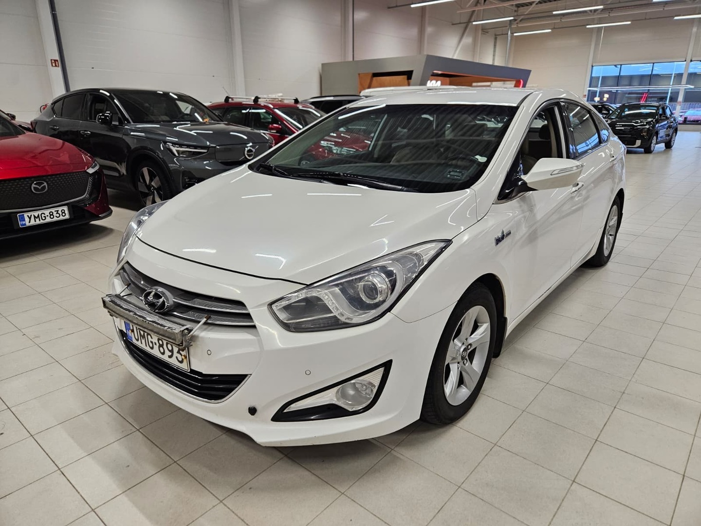 HYUNDAI i40 Sedan 1,7 CRDi 85kW 6MT ISG Style Business / MYYDÄÄN HUUTOKAUPAT.COM ENITEN TARJOAVALLE! / - / MYYDÄÄN HUUTOKAUPAT.COM ENITEN TARJOAVALLE! /