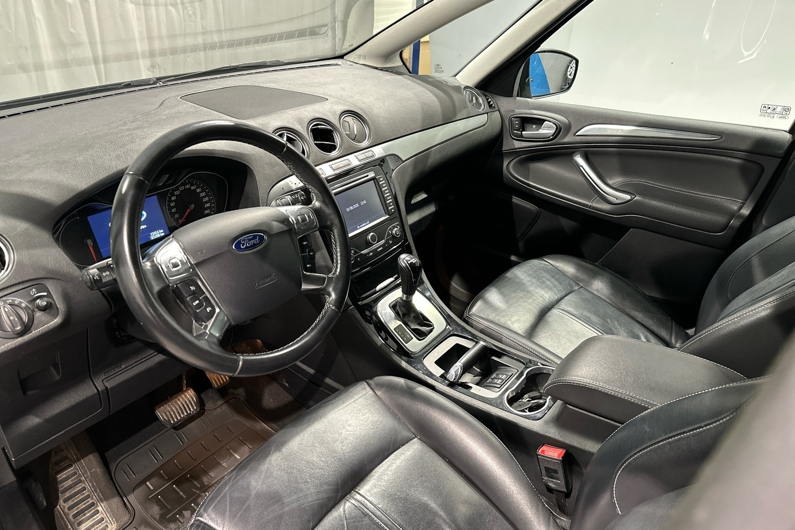 Ford S-MAX 2015, bild 5/25