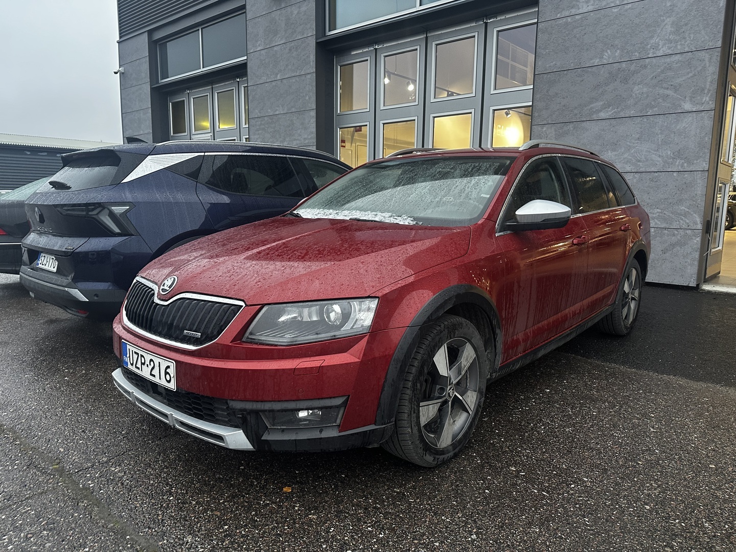 SKODA Octavia Combi 2,0 TDI 184 4x4 Scout DSG Autom. - JUURI TULLUT / LISÄÄ KUVIA TULOSSA / JAKOPÄÄ TEHTY