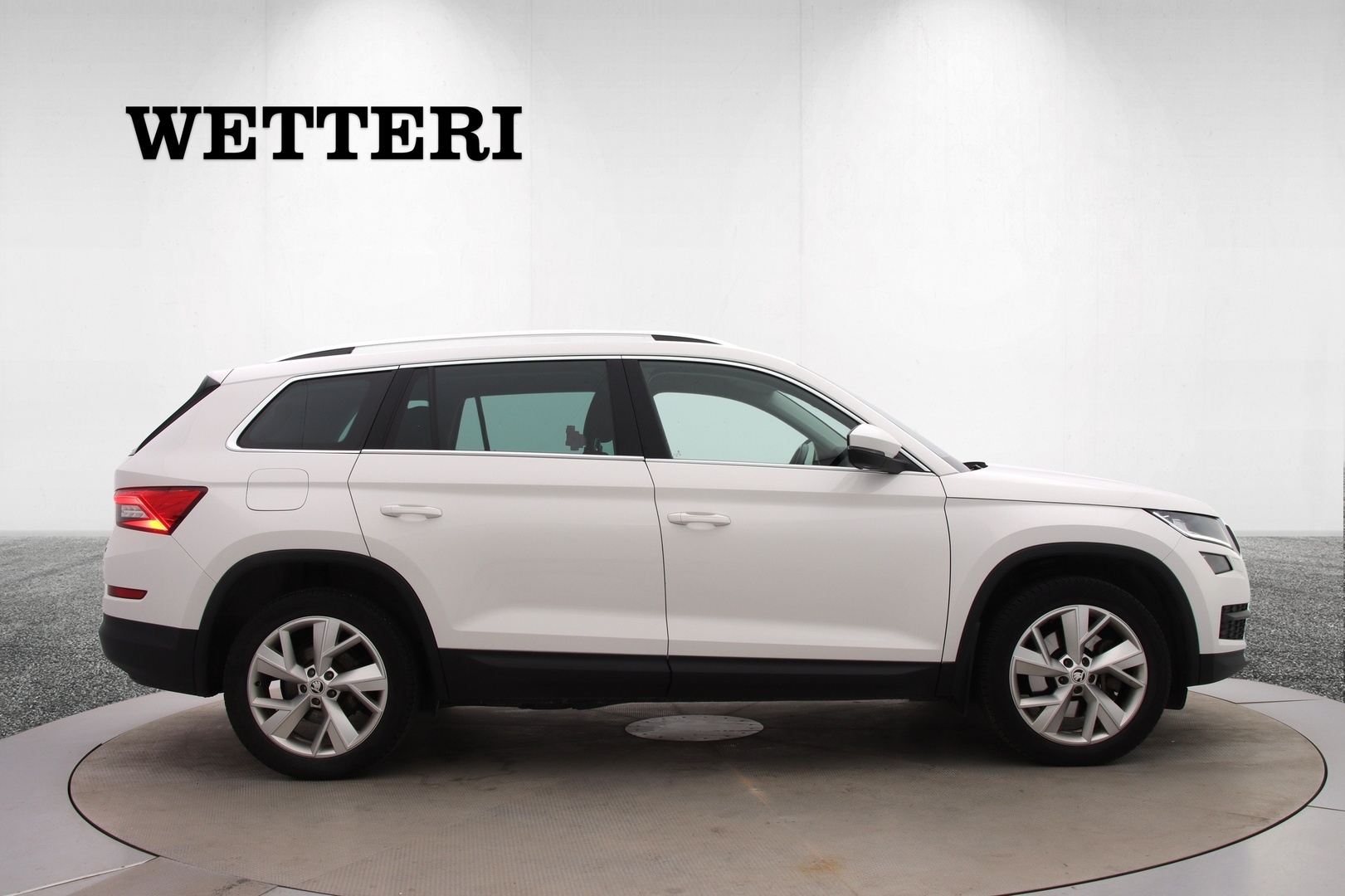 Skoda Kodiaq 2017, photo 6/27