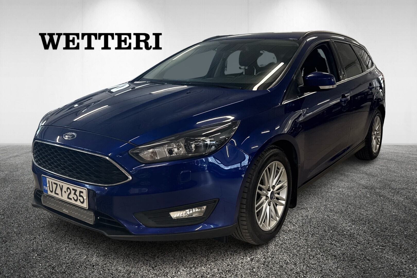 FORD Focus 1,0 EcoBoost 125 hv Start/Stop A6 Edition Wagon * Lämmitettävä tuulilasi / Koukku / Vakkari / Tutkat / Lisävalo * - Suomiauto / Lämmitettävä ratti / Vakionopeudensäädin / Vetokoukku / Bi-Xenon