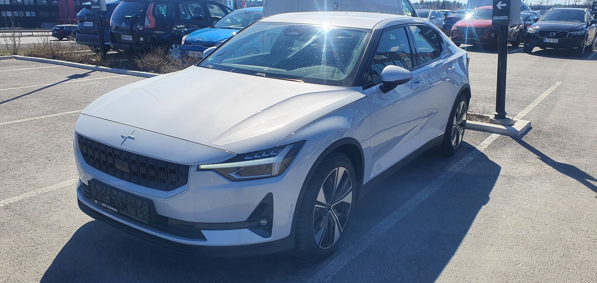 POLESTAR 2 Long Range Single Motor, 170kW, 78kWh ** Pilot / ACC / Koukku / 360-kamera / BLIS / LED **