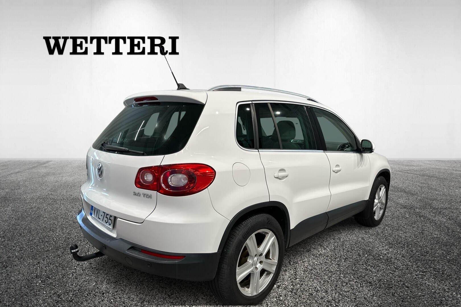 Volkswagen Tiguan 2010, photo 5/27