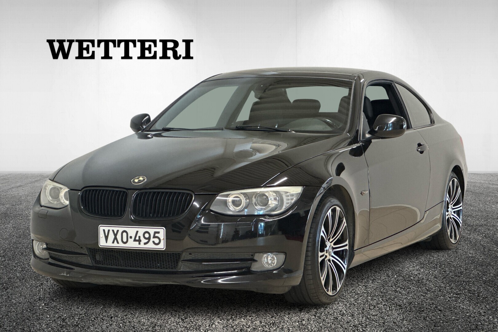 BMW 318 318i Coupé LCI Business Sport 2ov 1995cm3 / 2xRenkaat / Android soitin / P-Tutkat