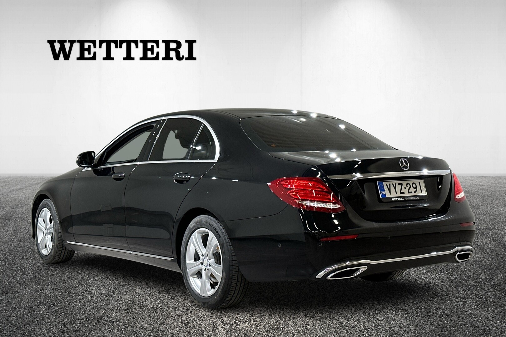 Mercedes-Benz E 220 d A Premium Business 2016, kuva 7/30