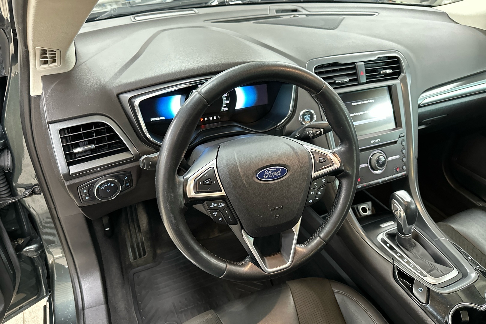 Ford Mondeo 2016, kuva 5/25
