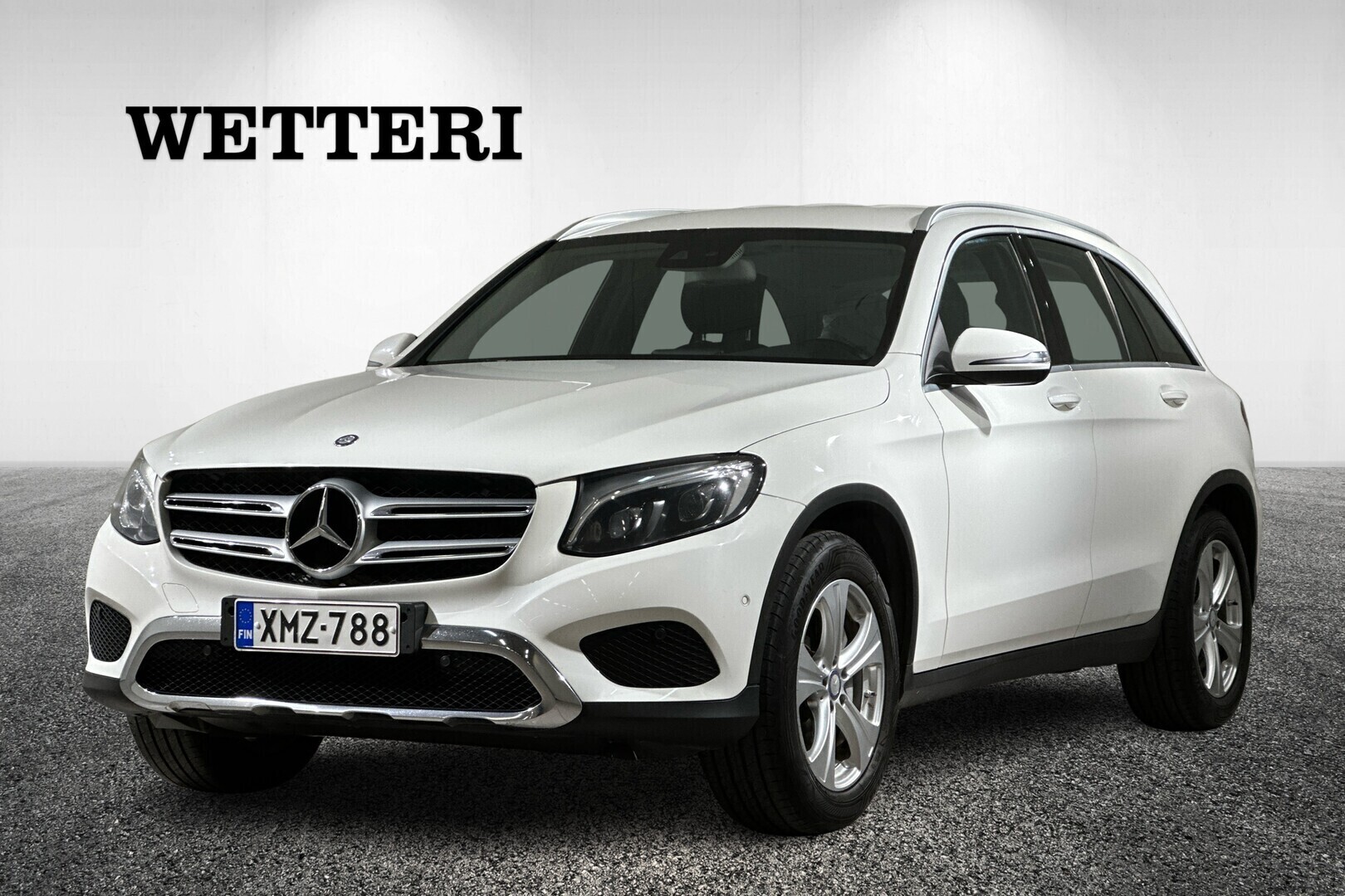 MERCEDES-BENZ GLC 250 d 4Matic A Premium Business ** Suomi-Auto / Webasto / Vetokoukku / Juuri katsastettu / Uudet talvirenkaat ** - ** Suomi-Auto / Webasto / Vetokoukku / Juuri katsastettu / Uudet talvirenkaat **