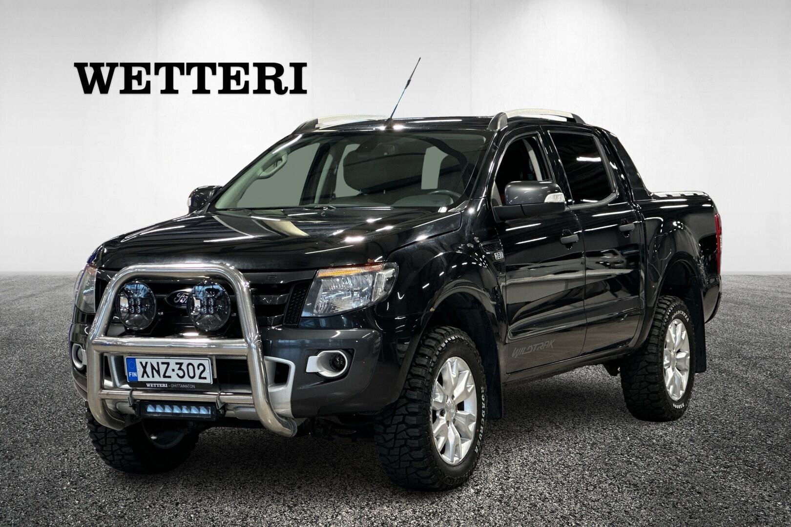 FORD Ranger Double Cab 3,2TDCi 200 hv Wildtrak A6 4x4 - **Juuri saapunut!!** / Vetokoukku / Peruutuskamera / Nahat / Lisävalot / Ilmastointi / Vakkari / 