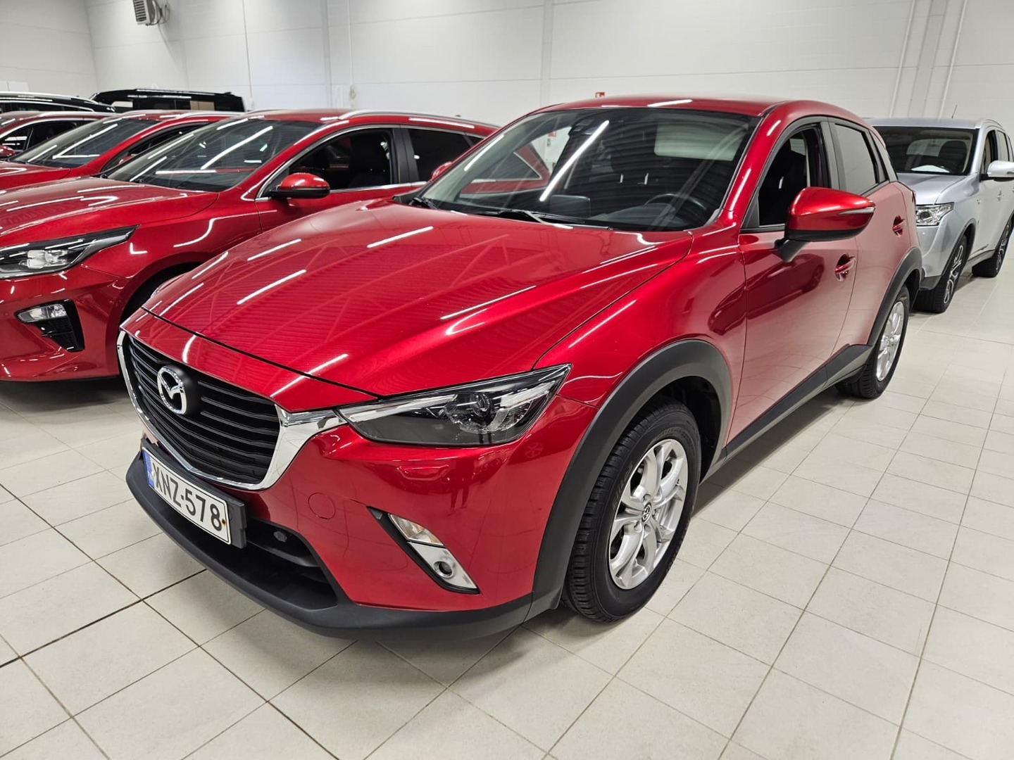MAZDA CX-3 2,0 (120) SKYACTIV-G Premium Plus 6AT EC2 - / Juuri tullut! / Tietoja päivitetään /