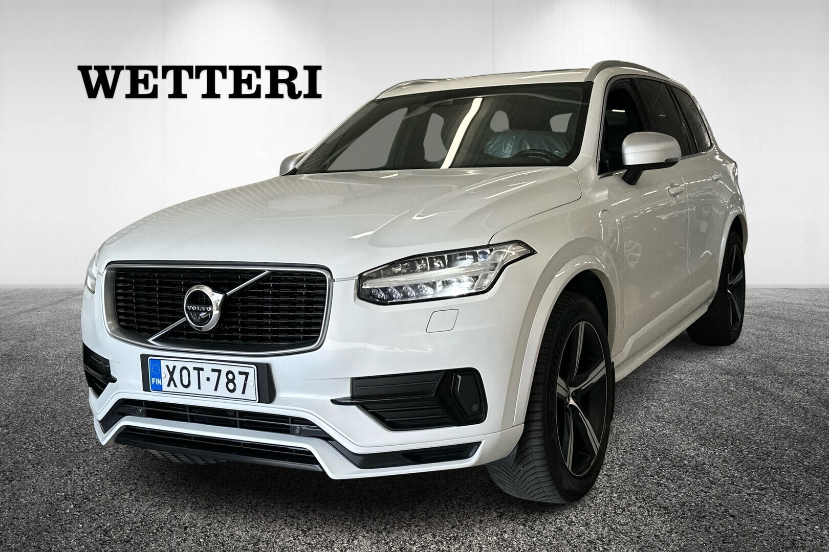 VOLVO XC90 T8 AWD R-Design aut / Juuri saapunut / Kysy lisää myyjältä - / Tulossa Vantaalle / Kysy lisää myyjiltämme / ACC / Pilot Assist / BLIS / 360-Kamera / Sähkökoukku / Navi / Pa.Lisälämmitin / 