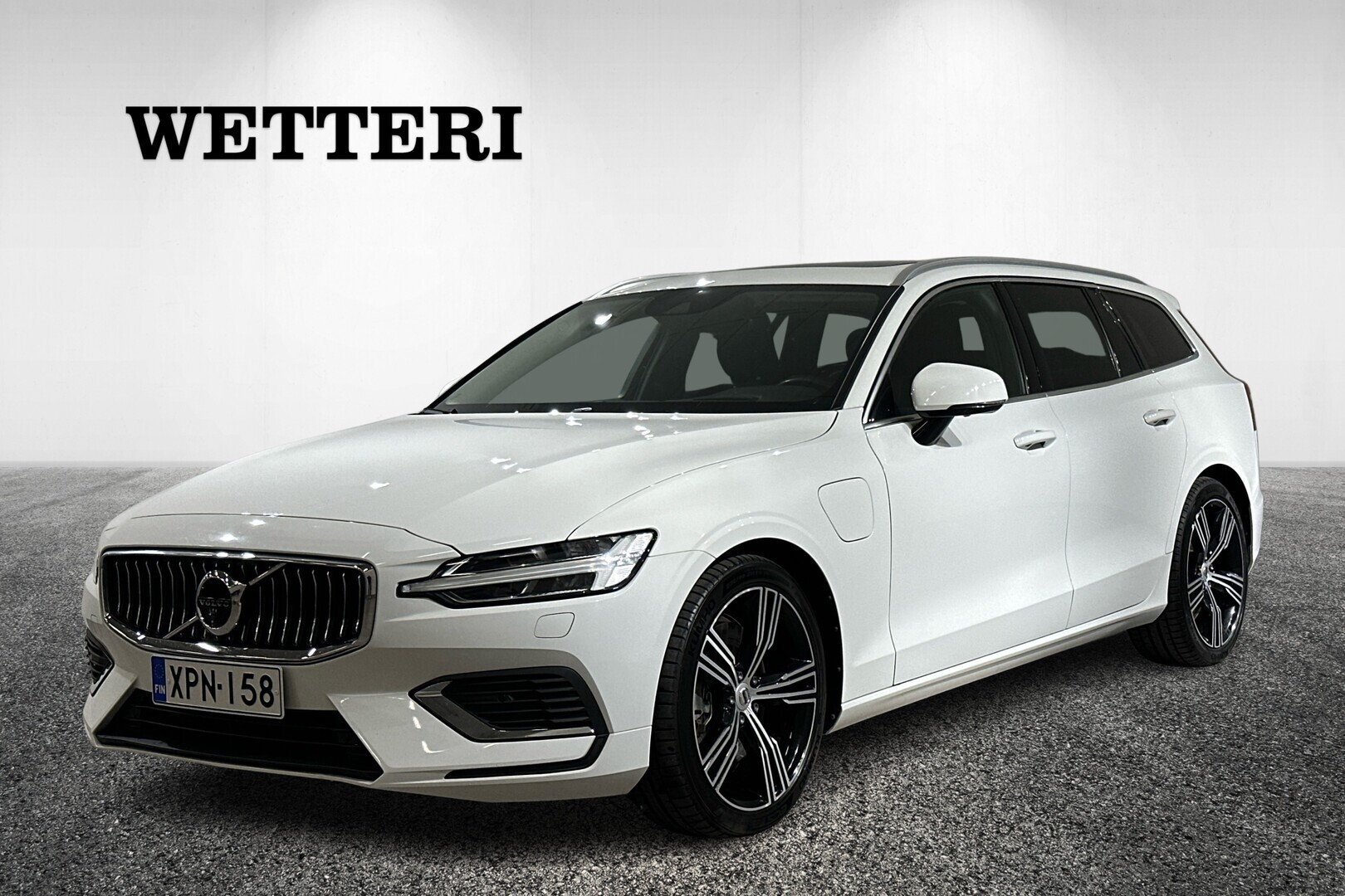 VOLVO V60 T8 TwE AWD Inscription aut -  ** Selekt takuu / Harman&Kardon / Muistipenkki / Nahkaverhoilu / Kamerat / Jakopää 1|26 / Merkkihuollettu **