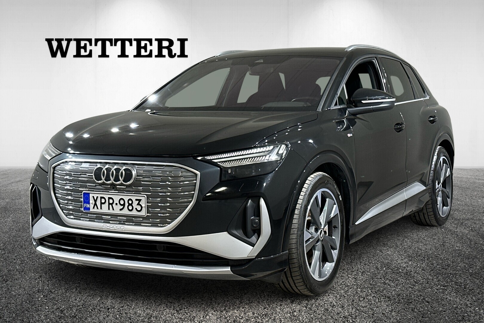 AUDI Q4 e-tron 50 e-tron quattro S line / ACC / Sonos / ILP / Matrix-LED / Sporttipenkit / Suomi-auto! - **Suomiauto / Navi / Sonos / Kamera / Mukautuva vakkari**