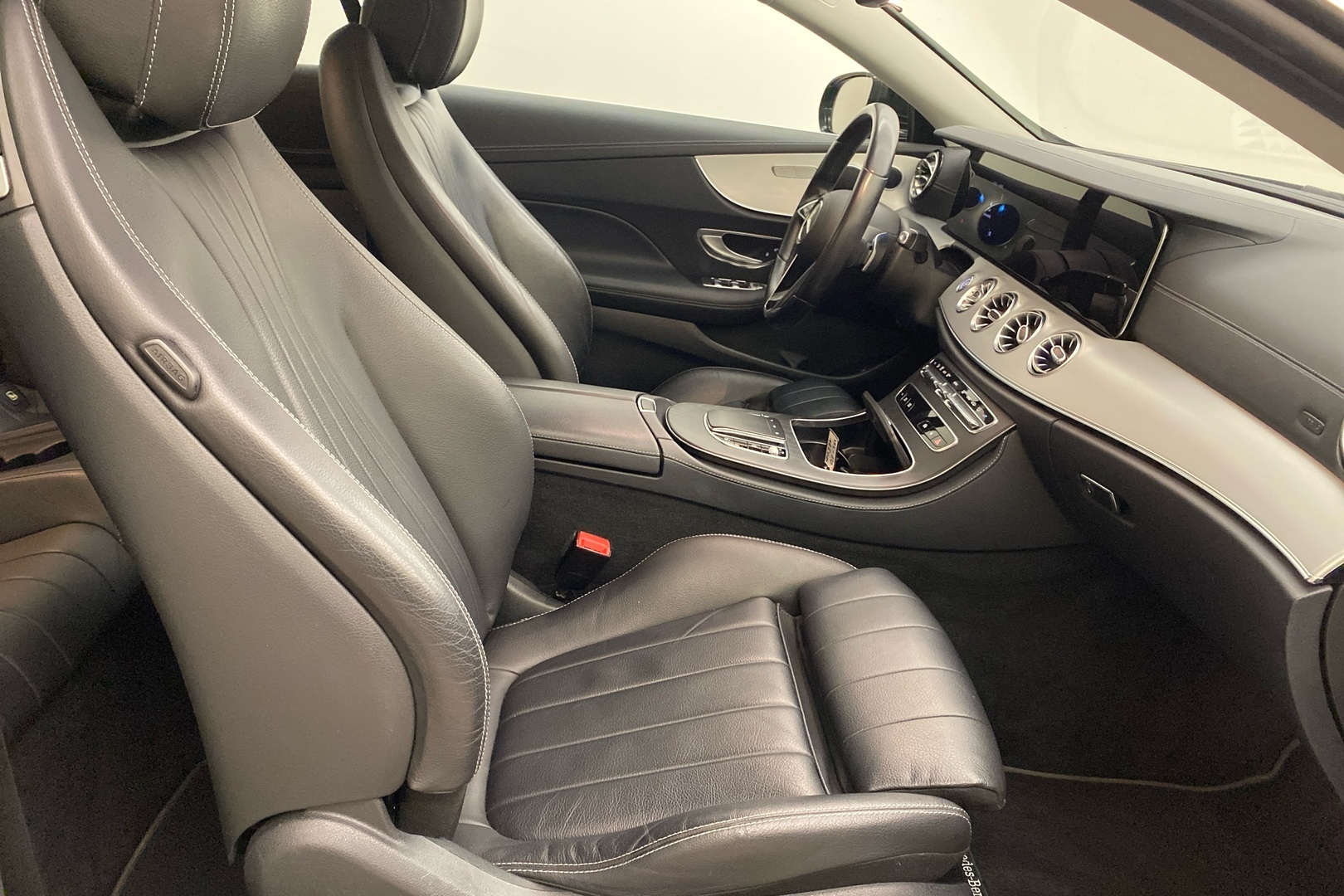 Mercedes-Benz E 220 d 4MATIC A Coupé 2022, kuva 7/17
