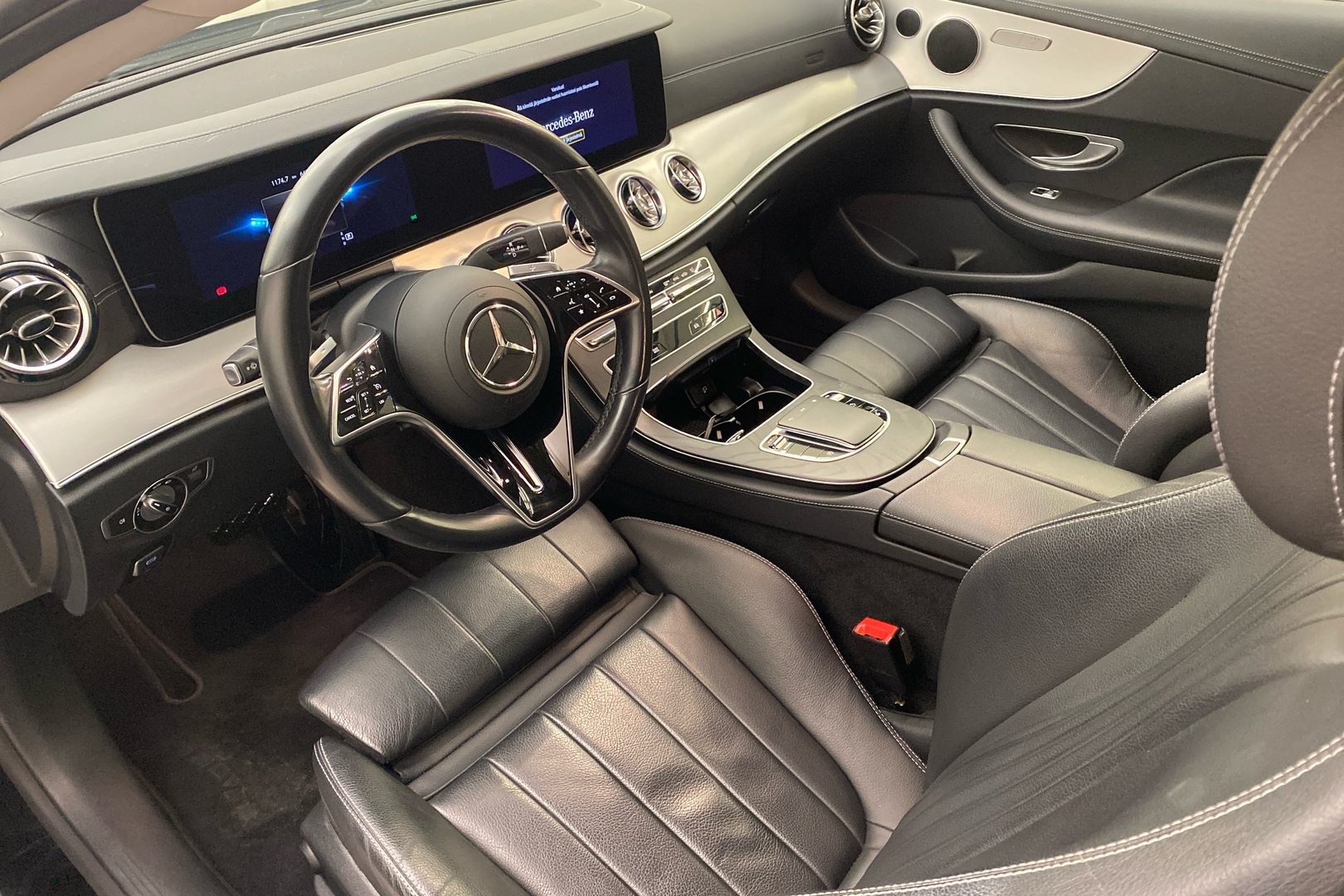 Mercedes-Benz E 220 d 4MATIC A Coupé 2022, kuva 6/17