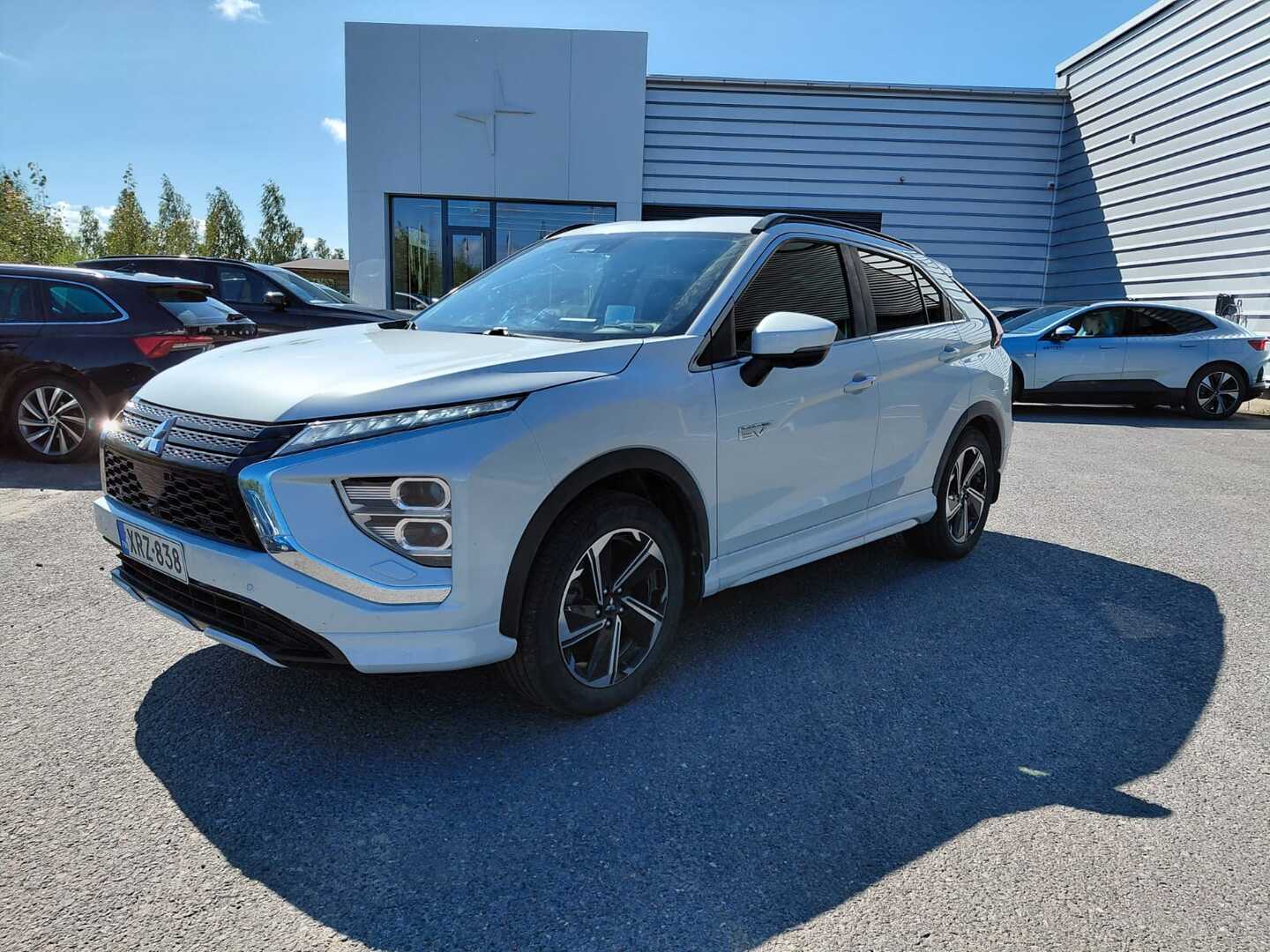 MITSUBISHI Eclipse Cross 2.4 PHEV Instyle 4WD - ** Tulossa myyntiin / Kysy lisää myyjältä Aale Hintsala 044 9025 622 **