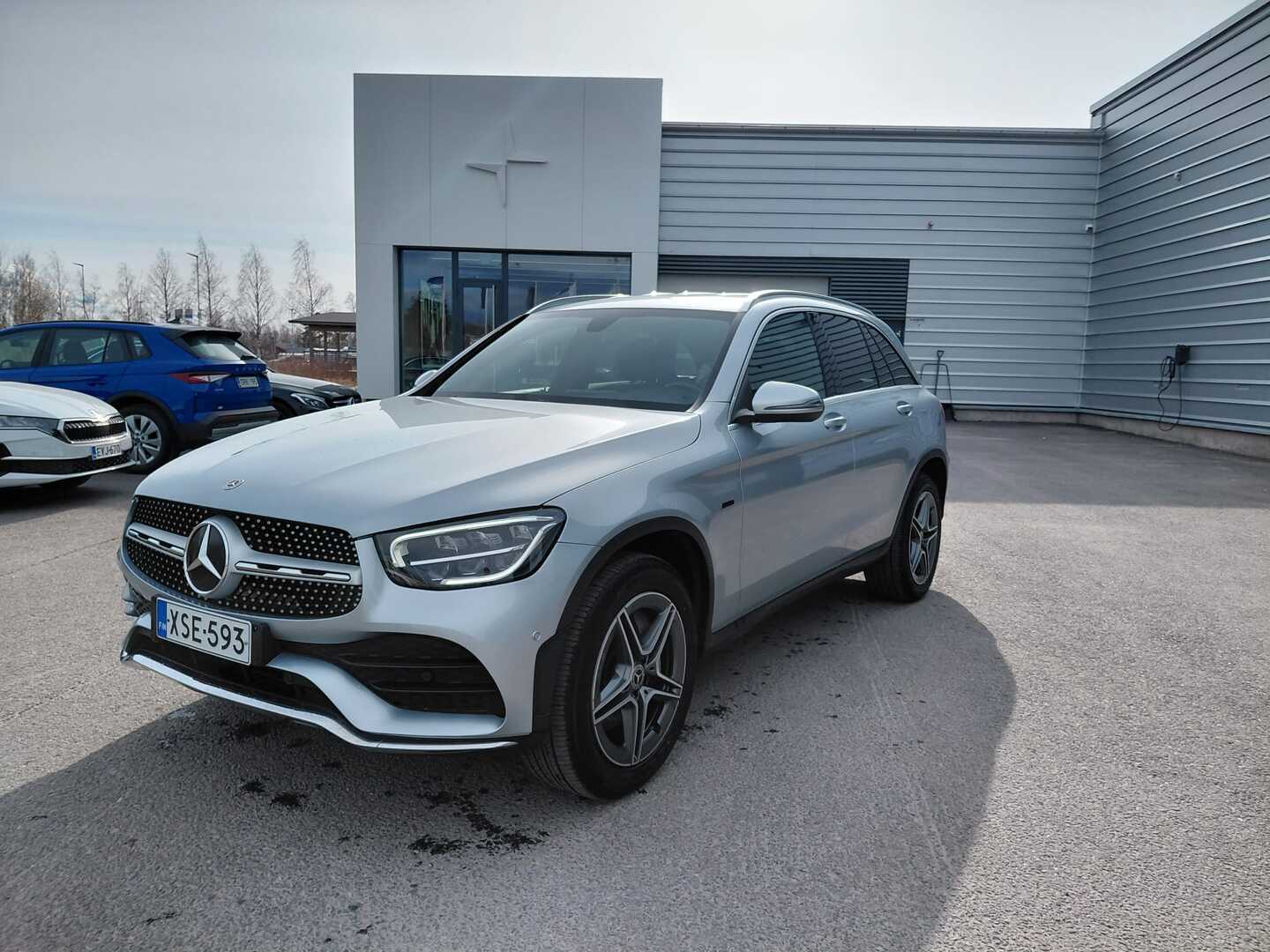 MERCEDES-BENZ GLC 300 e 4MATIC A Business EQ Power - ** TULOSSA MYYNTIIN / PYYDÄ TARJOUS JO NYT **