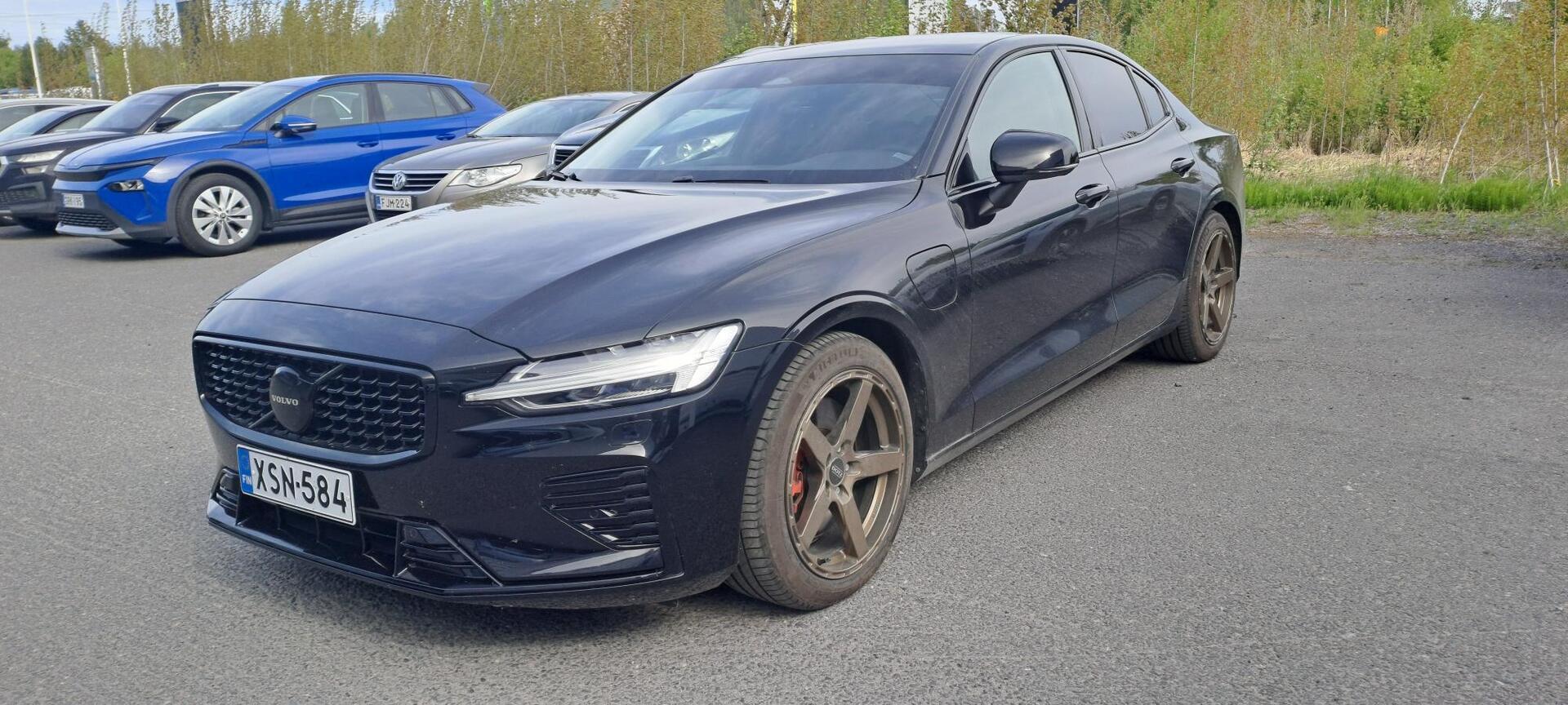 VOLVO S60 T8 AWD Long Range High Performance Plus Dark aut - ** Juuri tullut. Kysy lisää myyjältä **