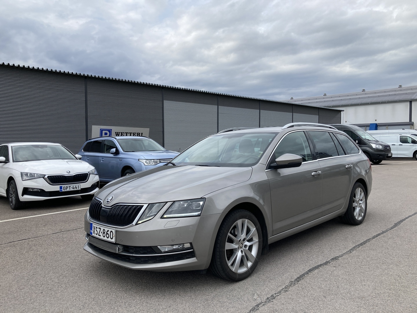 SKODA Octavia Combi 1,4 TSI Style DSG Autom. ** Webasto / Canton / Vetokoukku / ACC / Navi / Kamera ** - ** Webasto / Canton / Vetokoukku / ACC / Navi / Kamera **