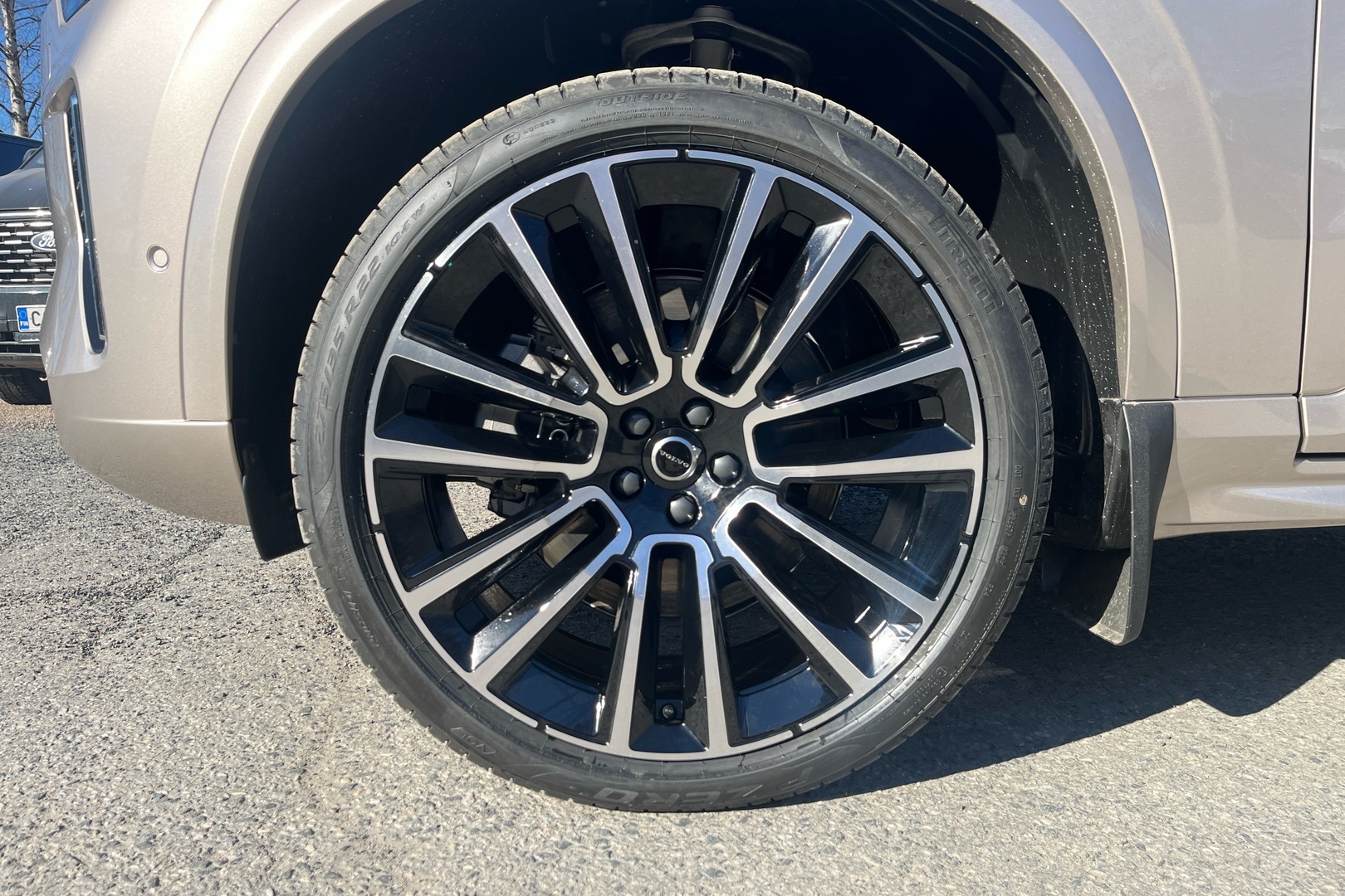 Volvo XC90 2026, kuva 3/26