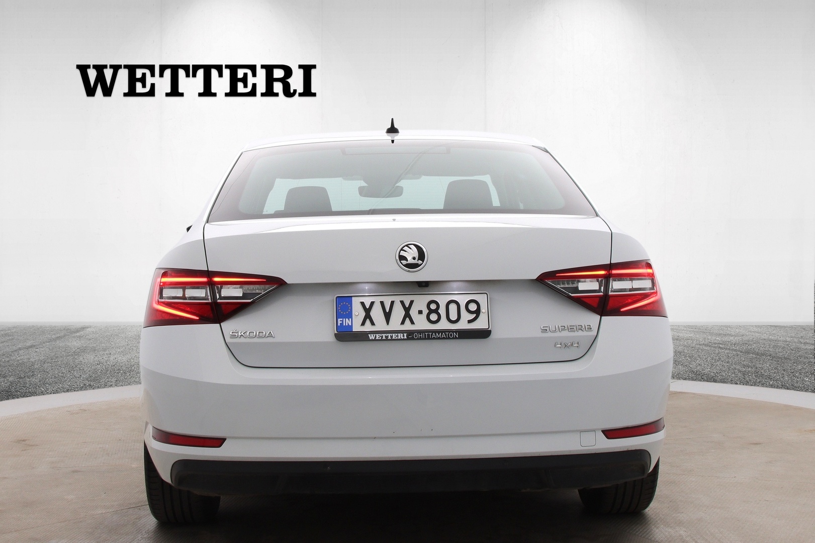 Skoda Superb 2019, photo 3/39
