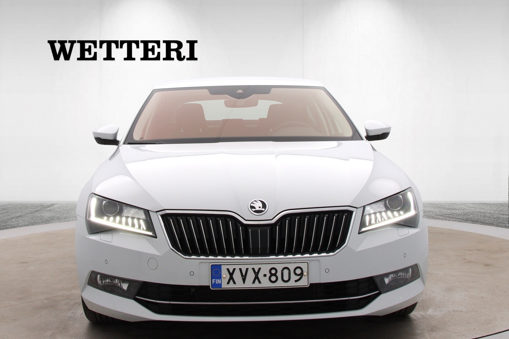 Skoda Superb 2019, photo 7/39