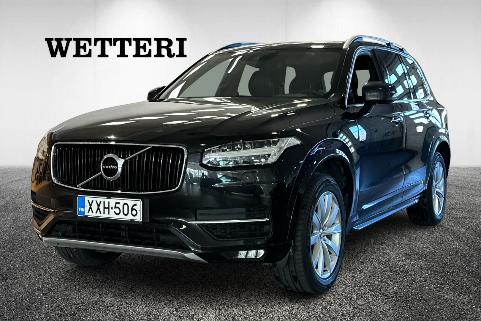 VOLVO XC90 D5 AWD Momentum aut - Jakopäähuolto 2025, hyvällä huoltohistorialla