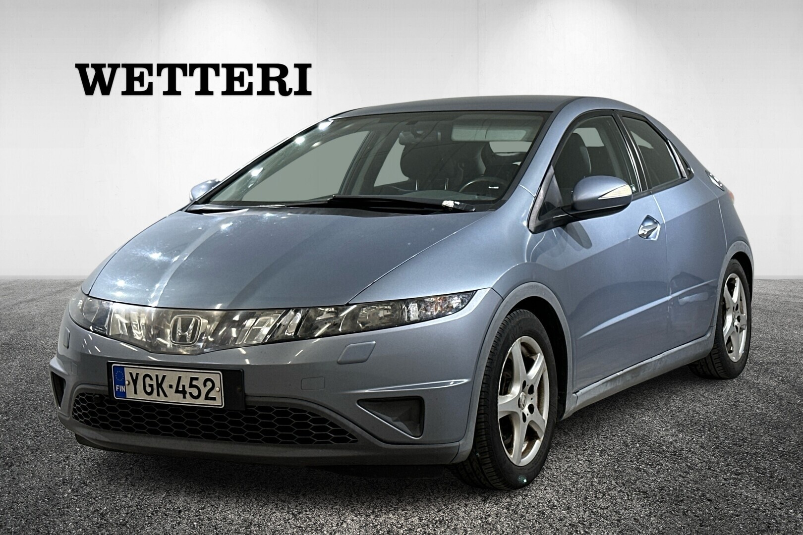 HONDA Civic 1,8i Comfort 5D - Myydään huutokaupat.com / linkki varusteissa