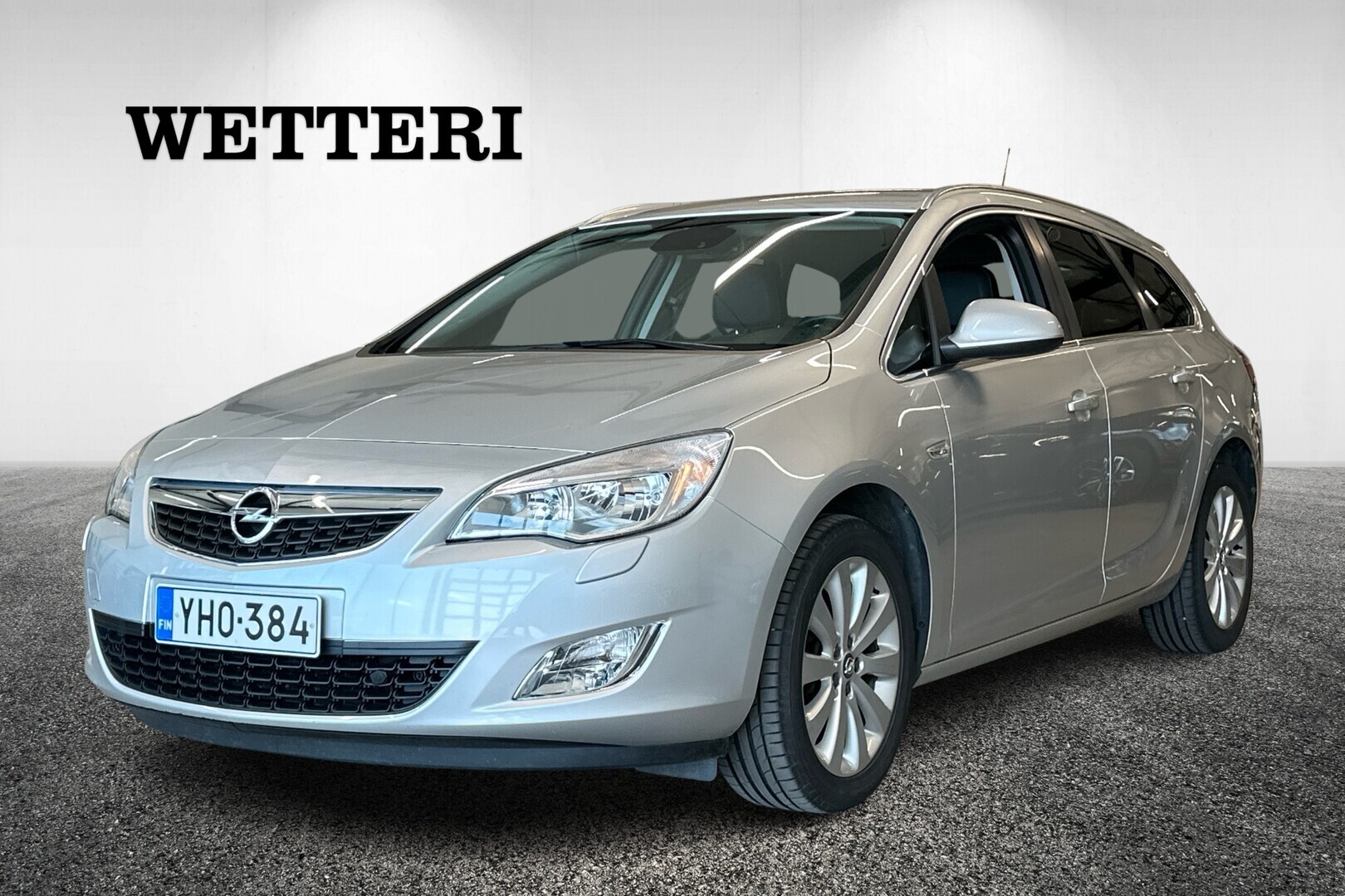 OPEL Astra Sport Tourer Cosmo 1,4 Turbo 103kW MT6 / NOPEIN VIE / VÄHÄN AJETTU / JUURI TULLUT / JUURI KATSASTETTU / - / NOPEIN VIE / VÄHÄN AJETTU / JUURI TULLUT / JUURI KATSASTETTU / 