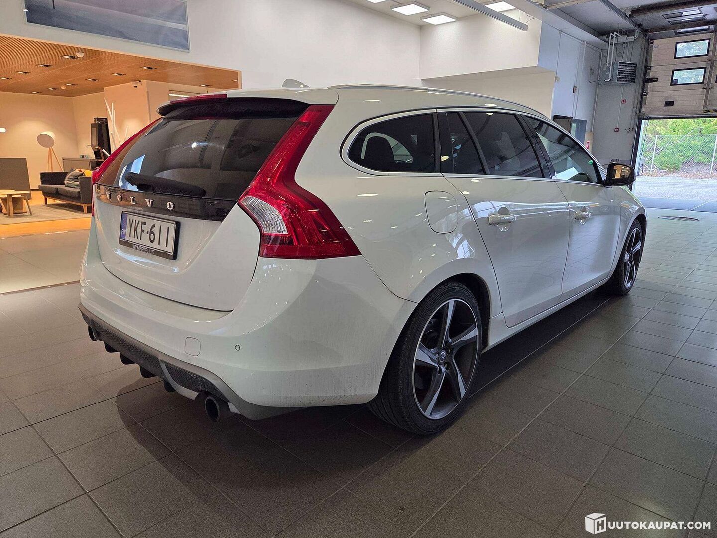 Volvo V60 2012, kuva 6/22