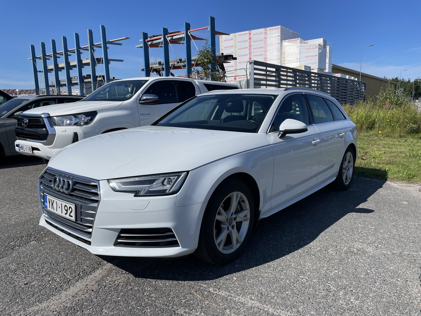AUDI A4 Avant Business Sport 2,0 TDI 140 kW quattro S tronic - **Juuri tullut / Kysy lisää myyjältä ! Mikko Leinonen 0405369184 - myös whatsapp ! mikko.leinonen@wetteri.fi **