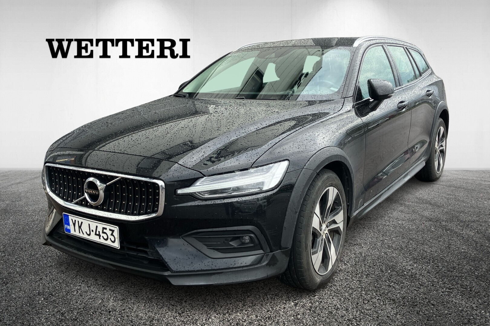 VOLVO V60 Cross Country D4 AWD Business aut // Vetokoukku / Webasto / BLIS / Volvo On Call / P. Kamera / CarPlay / Hihna 04/2025 / 2xAlut // - // Vetokoukku / Webasto / BLIS / Volvo On Call / P. Kamera / CarPlay / Hihna 04/2025 / Keyless / 2x Alut //