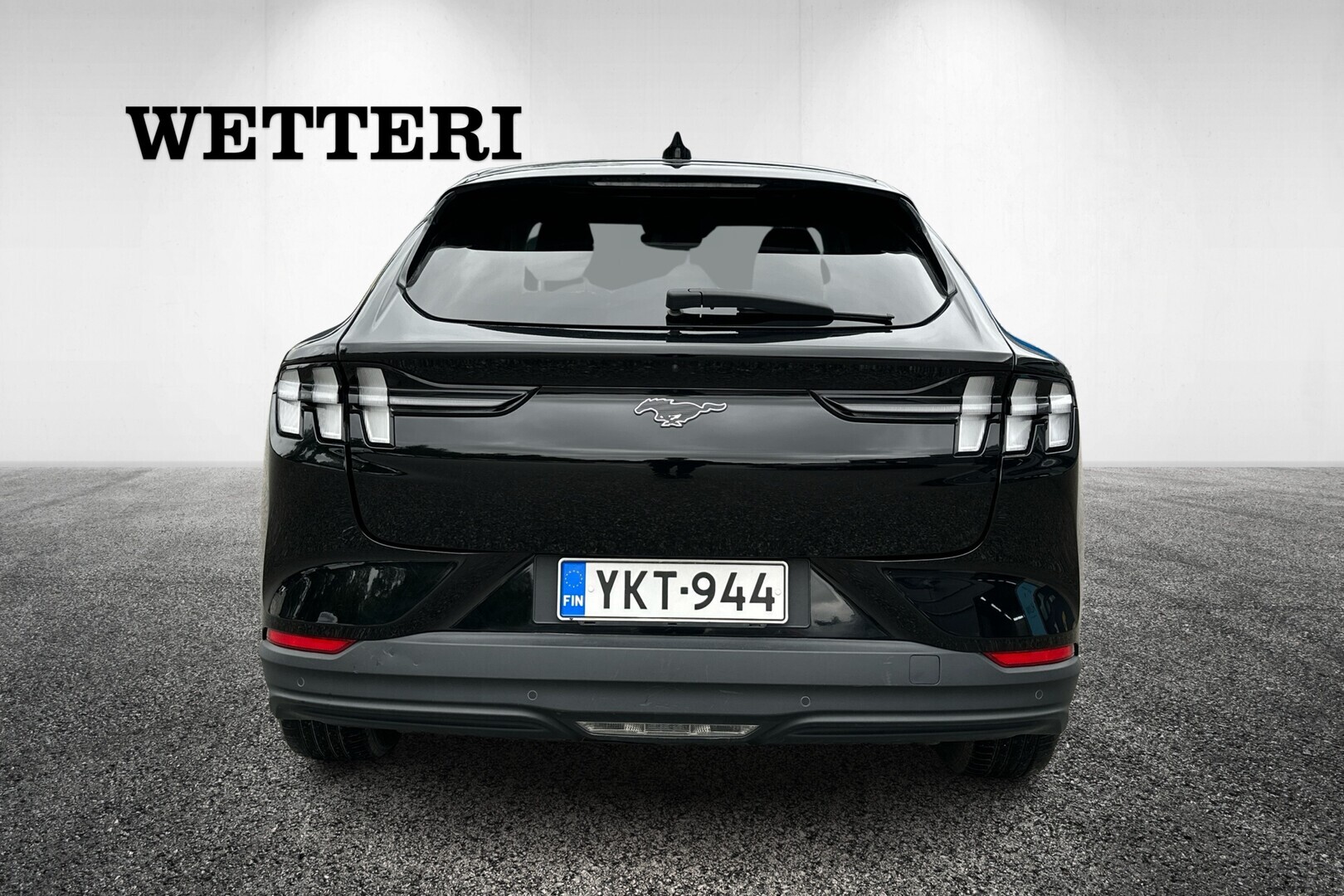 Ford Mustang Mach-E 2022, photo 4/30