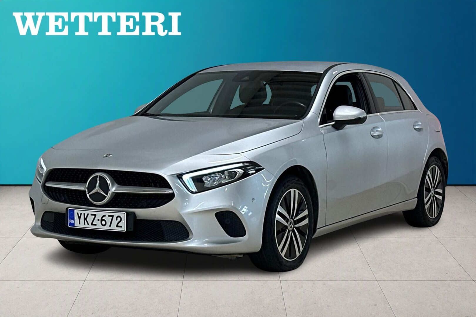 MERCEDES-BENZ A 250 e A Business - LED-Valot / Kamera / Tutkat / Navi